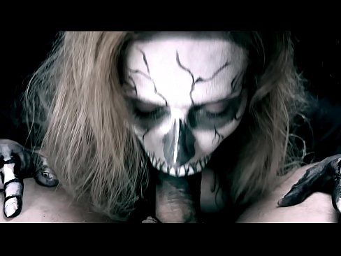 ❤️ ʻO ke kaikamahine daimonio e omo ana i ka moa me kona waha ʻeleʻele a me ka ʻai ʻana. ❤️ Porno ma porn haw.pornoreino-com.ru ❌❤